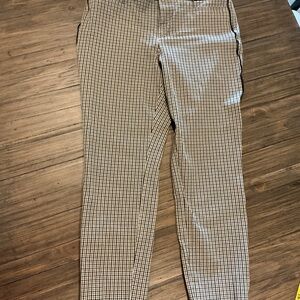 Banana Republic Women's Black and White Checkered Cropped Pants